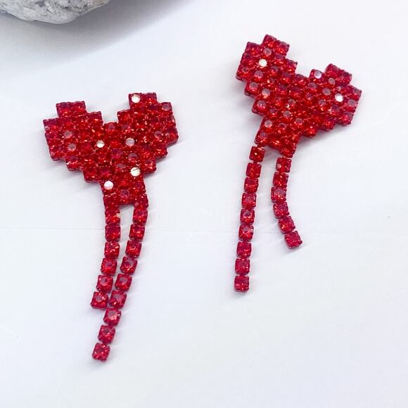 NEW Red Crystal Heart Earrings - Picture 8 of 12